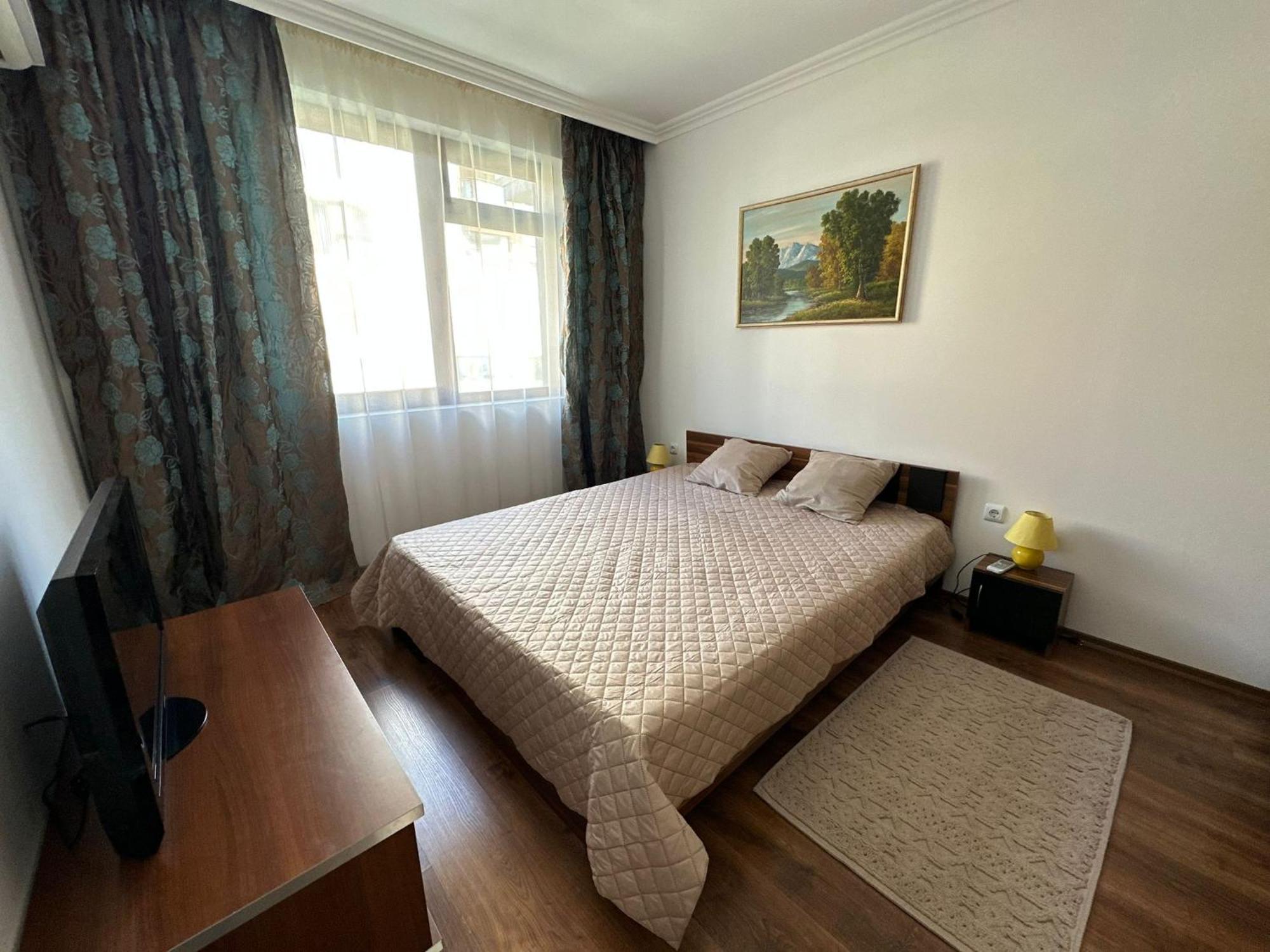 2 Bedroom Apartment Sveti Vlas With 2 Balconies And Sea Views ภายนอก รูปภาพ